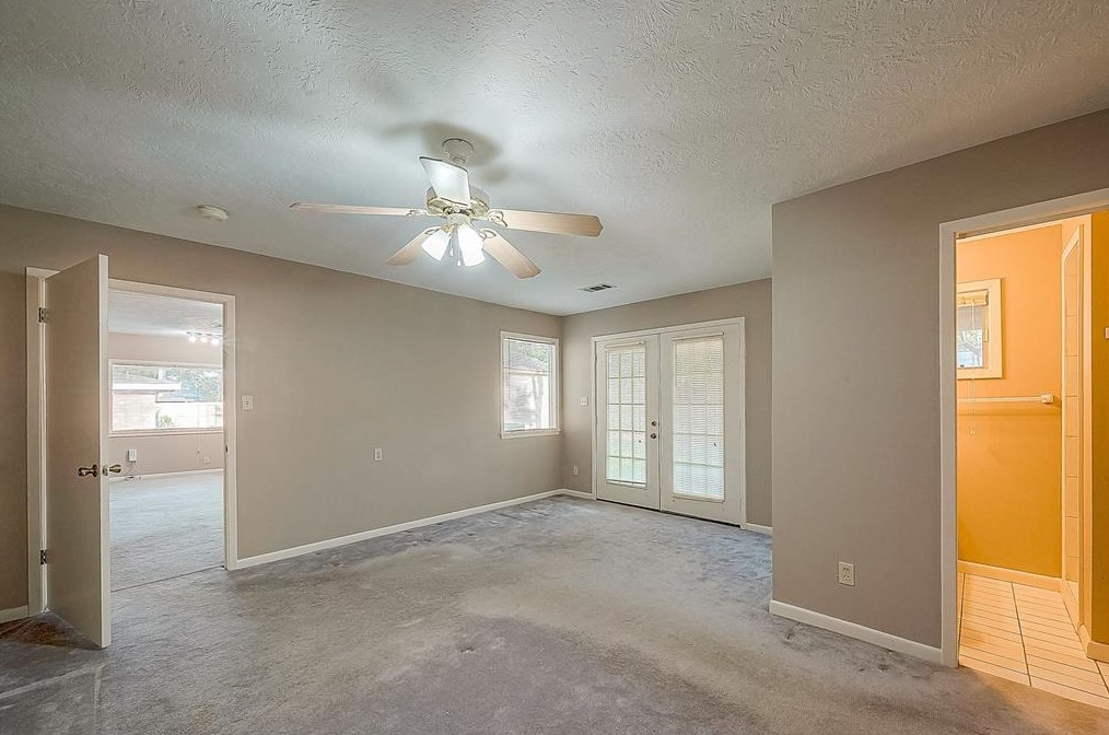 4207 Marlborough, Houston TX  77092-7531 exterior