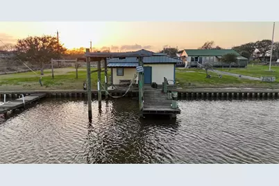 4621 Cr 459B, Freeport, TX 77541 - Photo 5