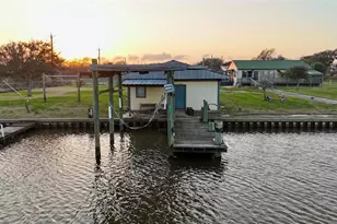 4621 Cr 459B, Freeport, TX 77541 - Photo 5