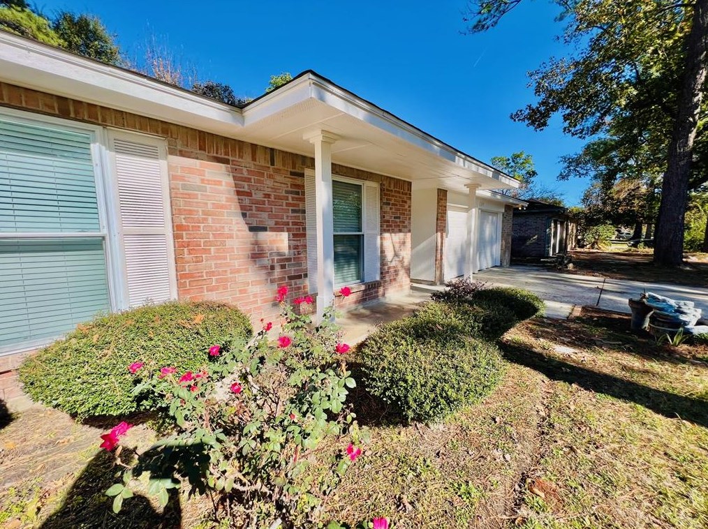 4503 Burkegate Dr, Spring TX  77373-9313 exterior
