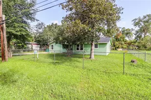 312 Mcmillan St, Conroe, TX 77301 - Photo 1