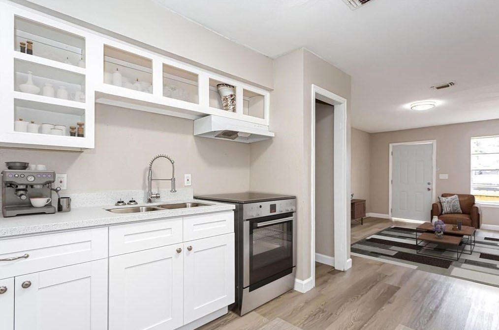 7814 Glass St, Houston TX  77016-6244 exterior