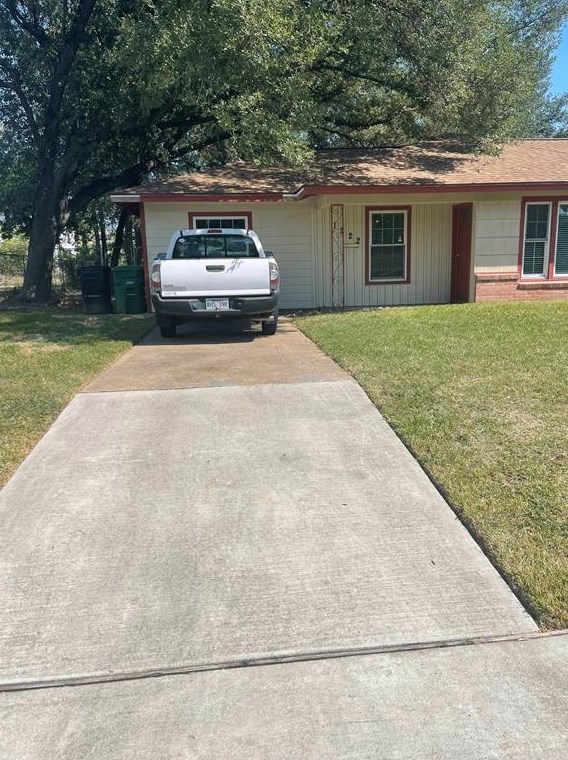 1222 Wycliffe Dr, Houston TX  77043-2706 exterior