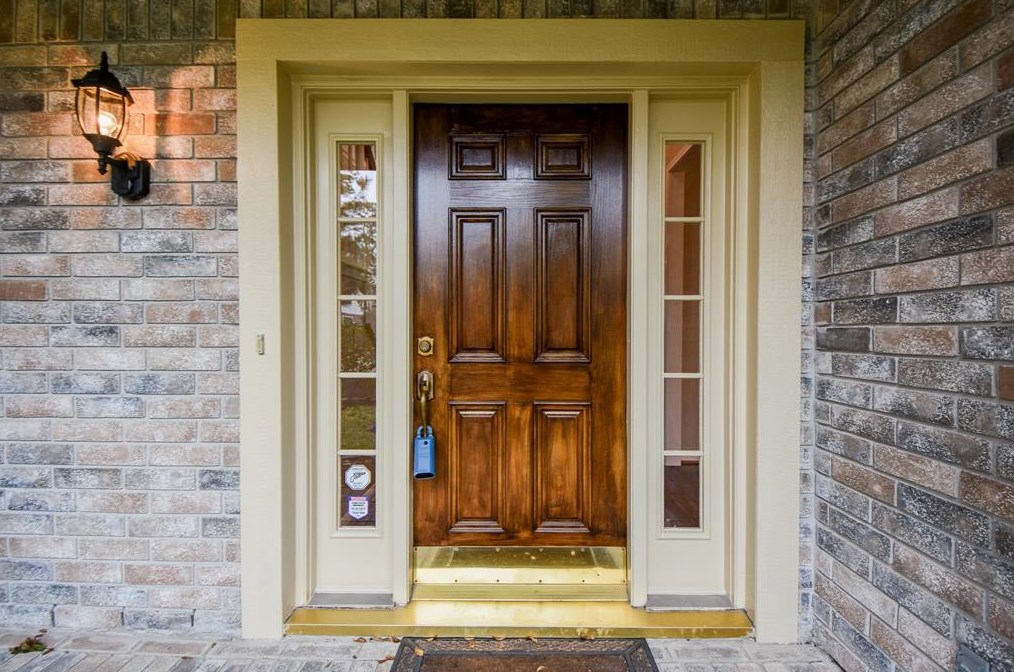 27 Rumplecreek Pl, Spring TX  77381-6179 exterior