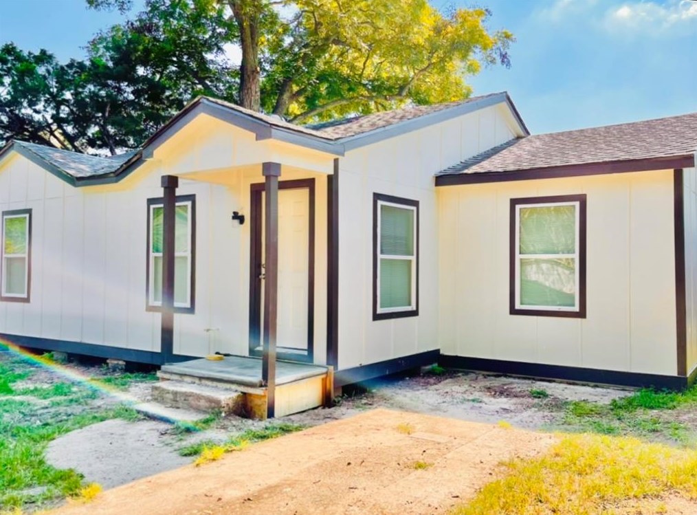 64 Burbank St, Houston TX  77076-4909 exterior