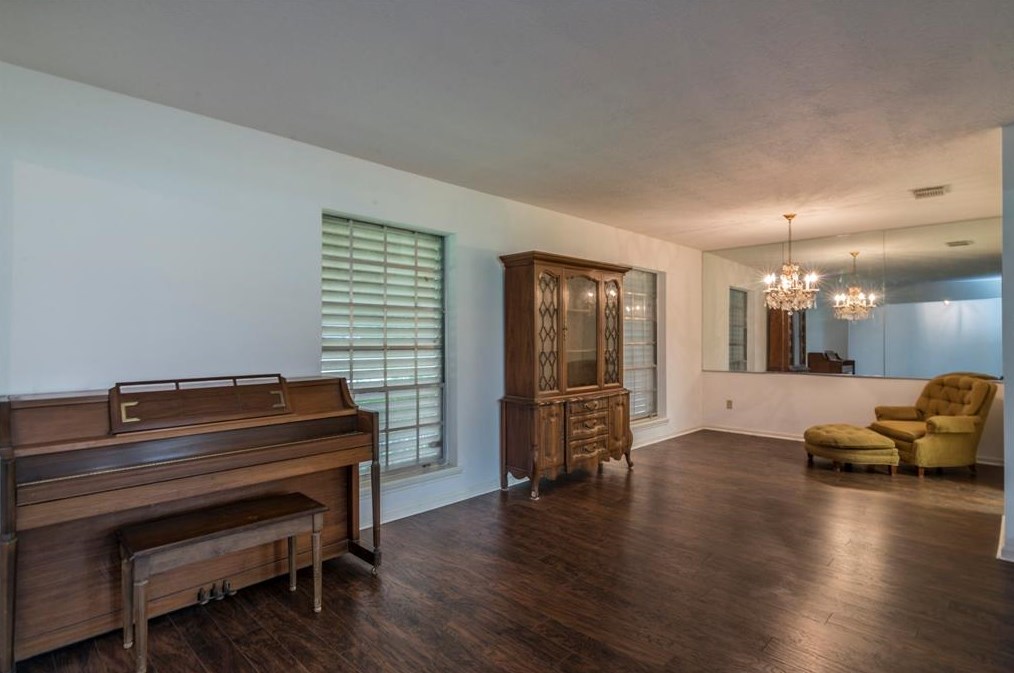 14114 1st St, Santa Fe TX  77517-4148 exterior