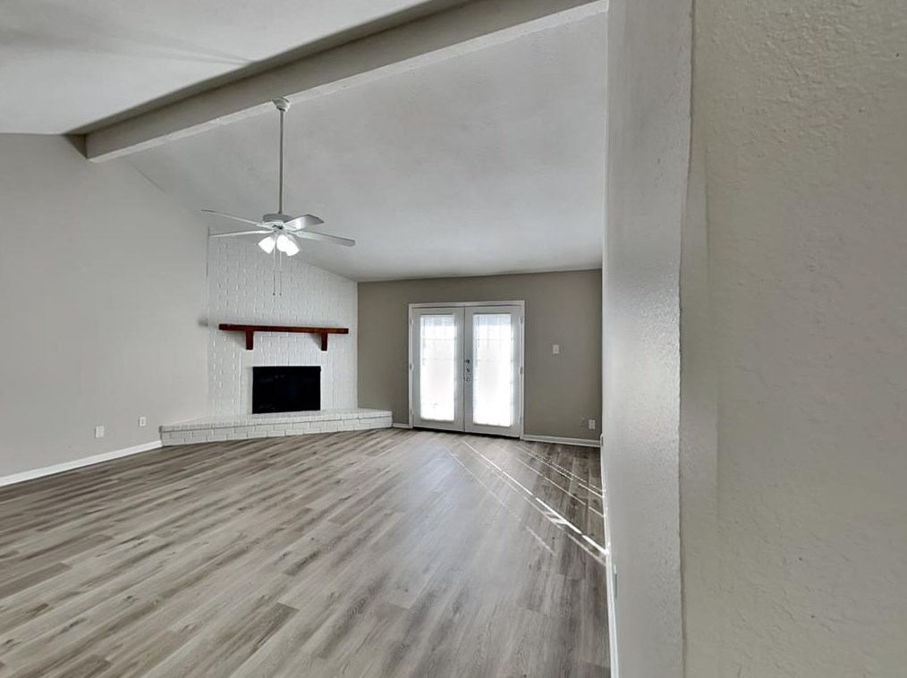 1715 Hazyknoll Ln, Houston TX  77067-2805 exterior