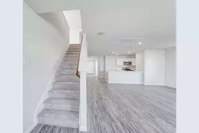 335 E Northpointe Ave, La Grange, TX 78945 - Photo 13