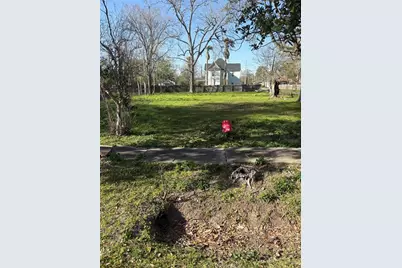 1110 Pipkin Street, Beaumont, TX 77705 - Photo 5