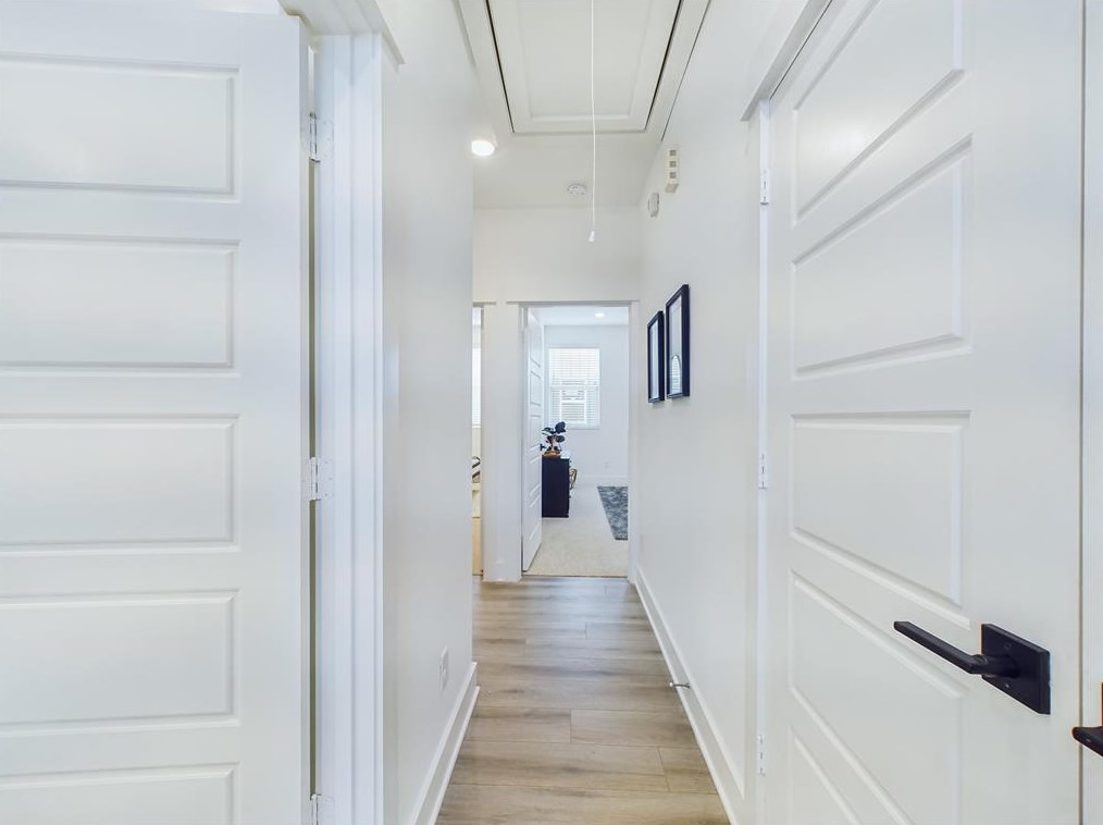 3070 Jensen Dr, Houston TX  77026-5513 exterior