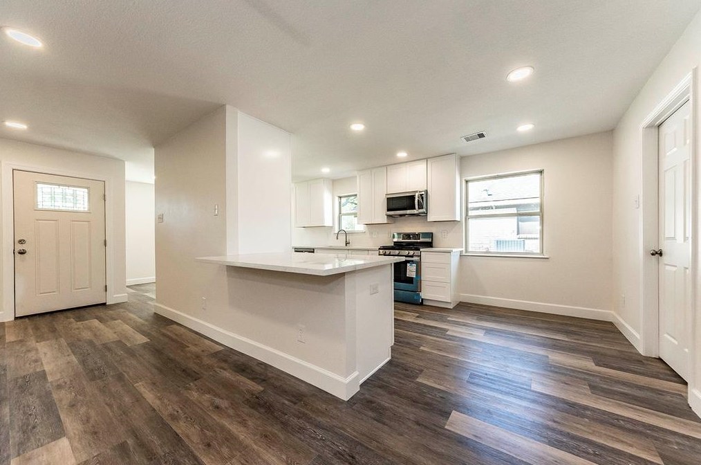 15807 Fathom Ln, Houston TX 77062-4437 exterior