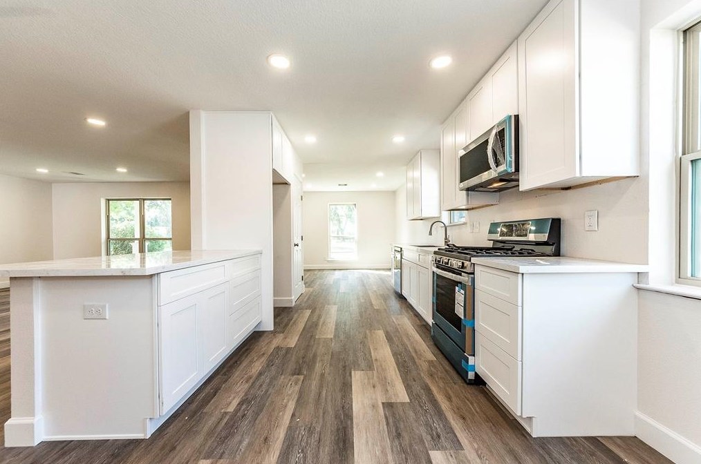 15807 Fathom Ln, Houston TX 77062-4437 exterior