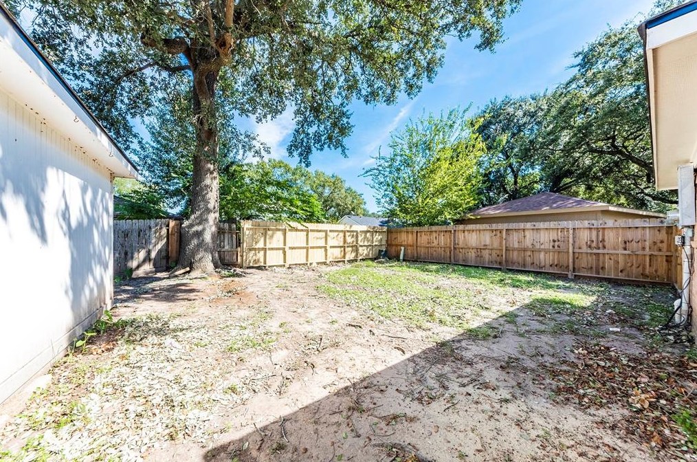 15807 Fathom Ln, Houston TX 77062-4437 exterior