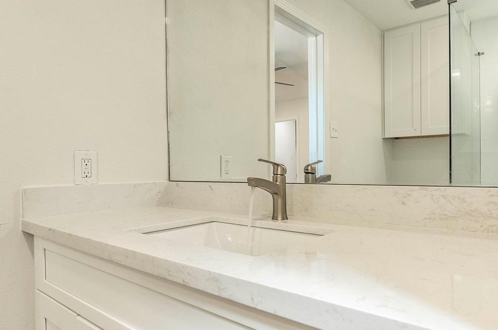 15807 Fathom Ln, Houston TX 77062-4437 exterior