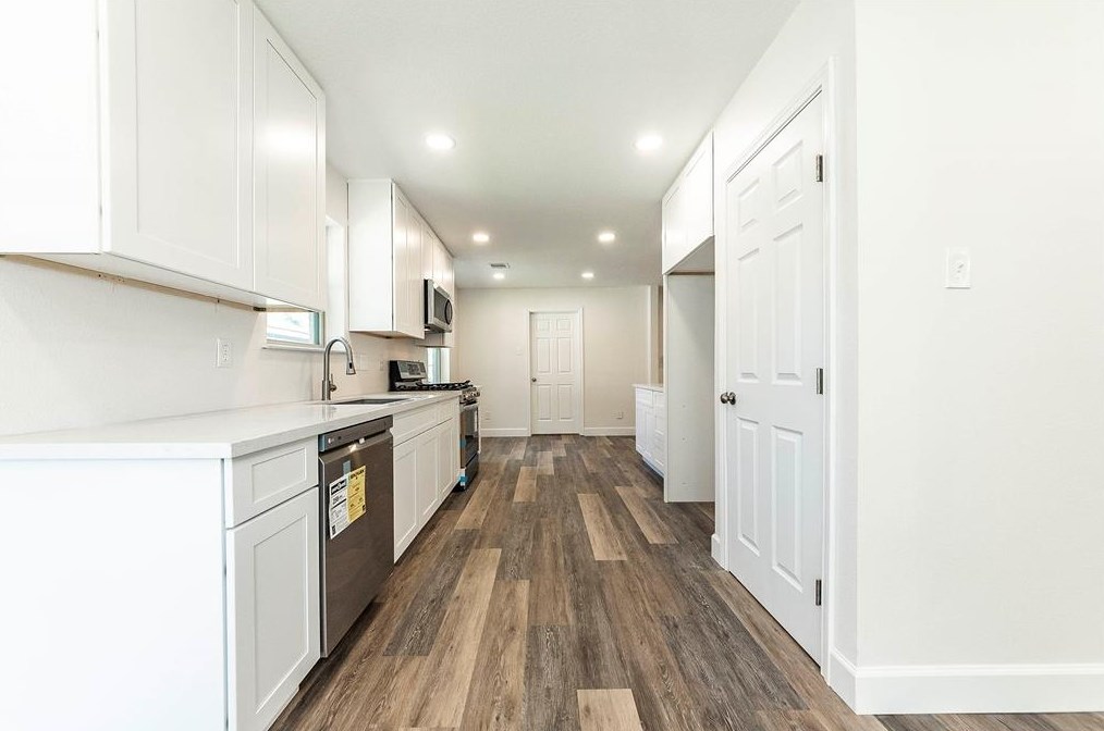 15807 Fathom Ln, Houston TX 77062-4437 exterior