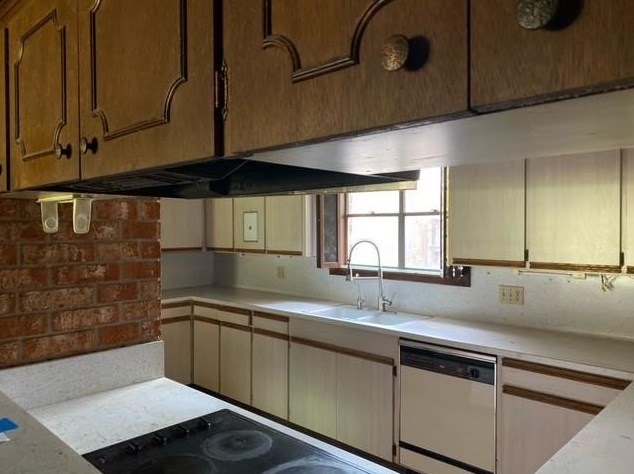 301 Church St, Jones Creek TX  77437-3401 exterior