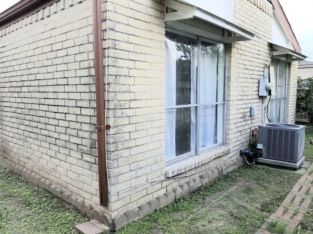 12465 Wellington Park, Houston TX  77072-3962 exterior