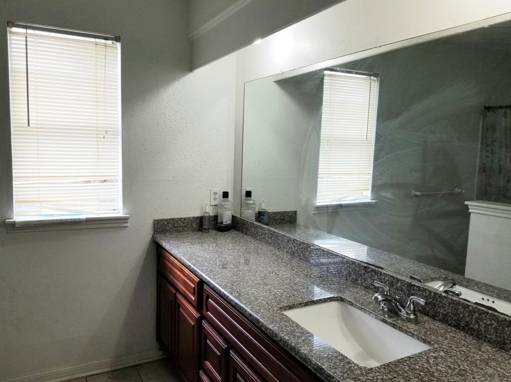 12465 Wellington Park, Houston TX  77072-3962 exterior