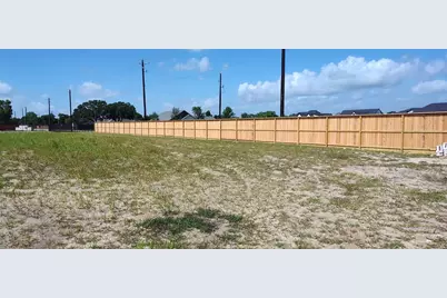 15502 Pinehurst Lane, Santa Fe, TX 77517 - Photo 11