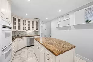 1926 Indiana St, Houston, TX 77019 - Photo 13