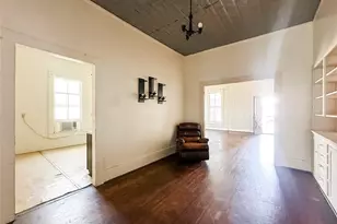 208 8th St, Glidden, TX 78943 - Photo 5