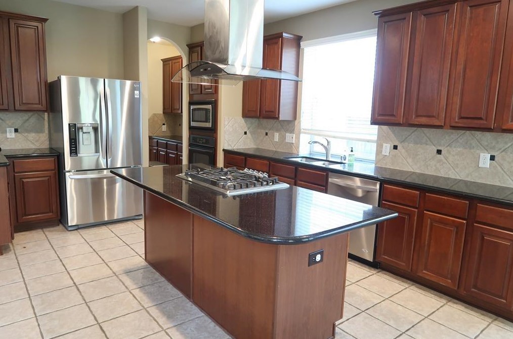 1330 Chelshurst Way, Spring TX  77379-3253 exterior
