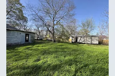 332 Houston Street, Maud, TX 75567 - Photo 3