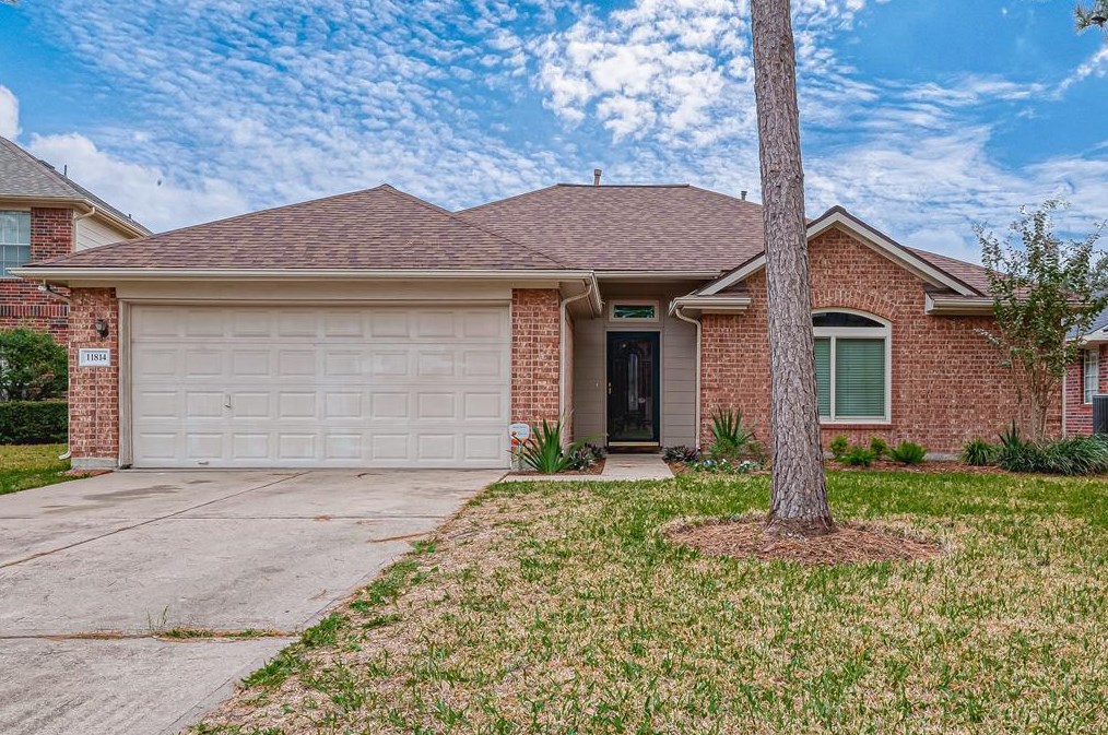 11814 Copperas Creek Dr, Sugar Land TX  77498-7336 exterior