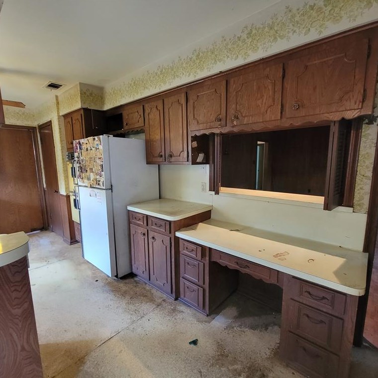 18630 Prince William Ln, Houston TX  77058-4225 exterior