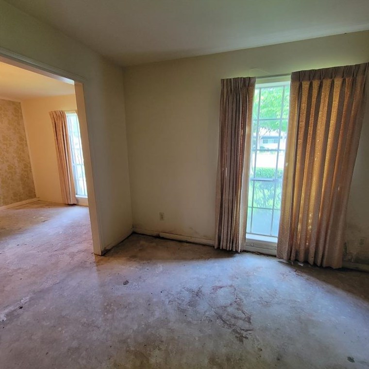 18630 Prince William Ln, Houston TX  77058-4225 exterior