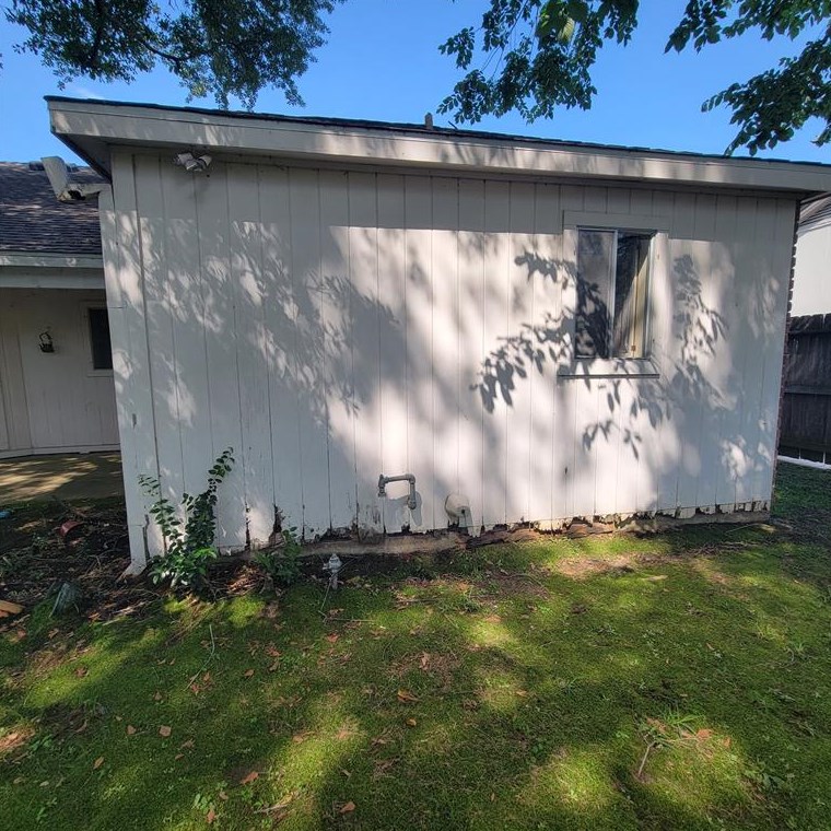 18630 Prince William Ln, Houston TX  77058-4225 exterior