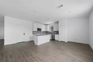 10705 Fairview Lndg Dr, Houston, TX 77075 - Photo 3