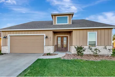 804 Catclaw Lane, Edna, TX 77957 - Photo 1