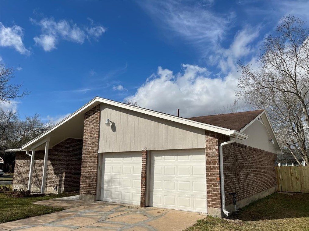 11503 Burlwood Dr, Houston TX  77089-5401 exterior