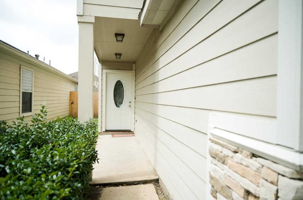 7826 Dairy View Ln, Houston TX  77072-5621 exterior