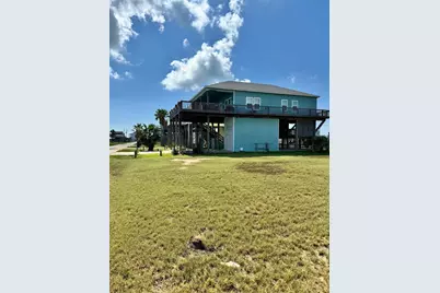 13235 Jolly Roger Drive, Freeport, TX 77541 - Photo 7