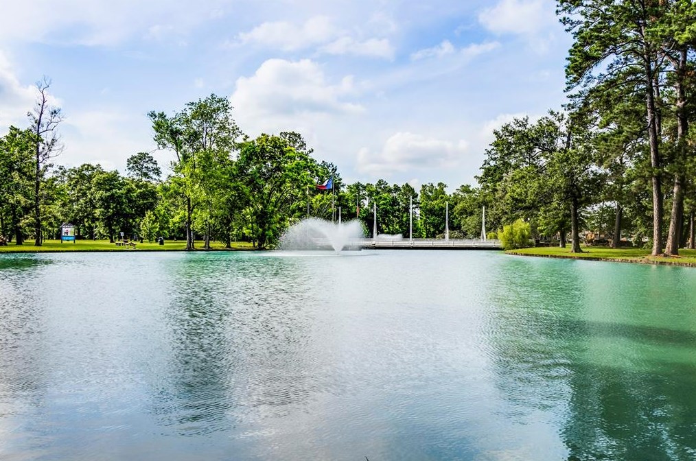 1735 Sahara Dr, Crosby TX  77532-5426 exterior