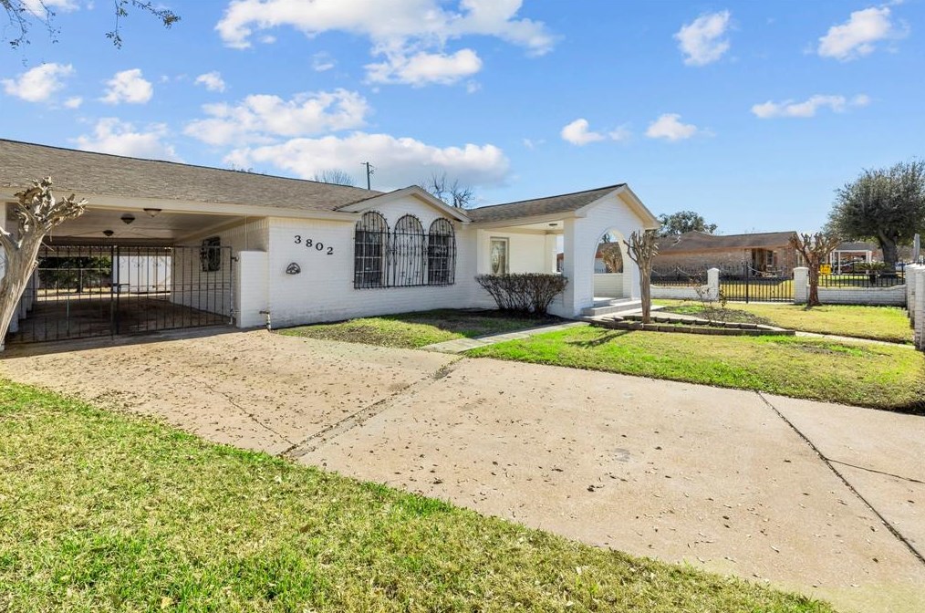 3802 San Pedro St, Houston TX  77013-3839 exterior