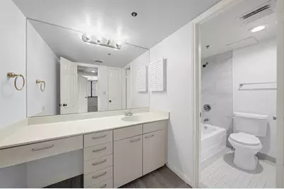 3525 Sage Road #813, Houston, TX 77056 - Photo 5