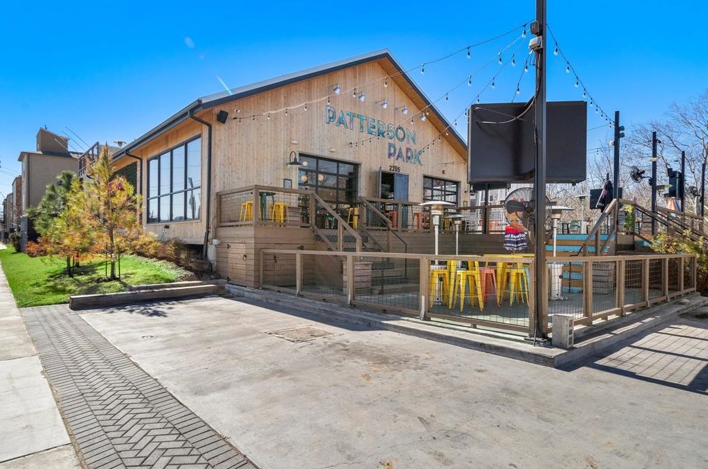 5012 Darling St, Houston TX  77007-1831 exterior