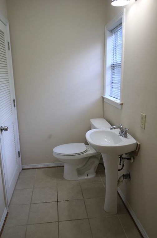 1905 Idylwood Dr, Houston TX  77023-4803 exterior