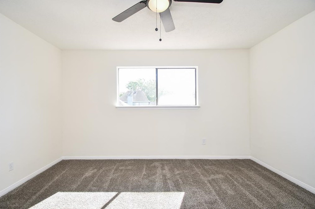 3203 Ashton Park Dr, Houston TX  77082-2215 exterior