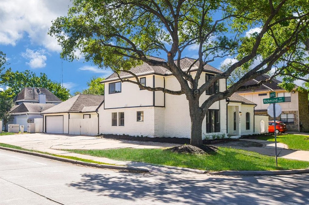 3203 Ashton Park Dr, Houston TX  77082-2215 exterior