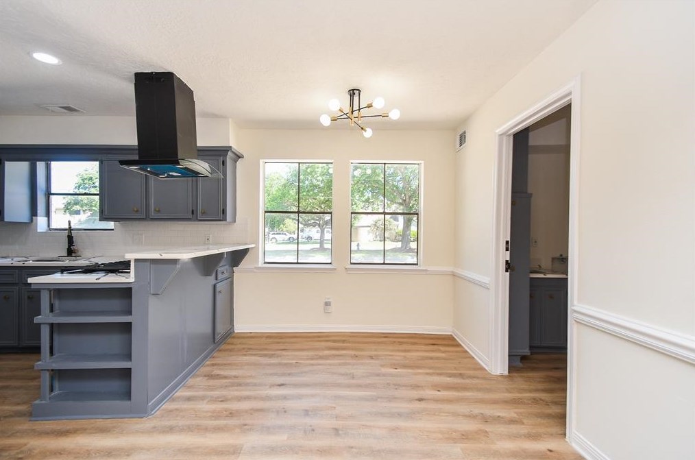 3203 Ashton Park Dr, Houston TX  77082-2215 exterior