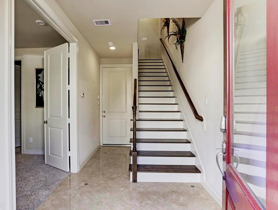 2616 Capitol St, Houston TX  77003-3206 exterior