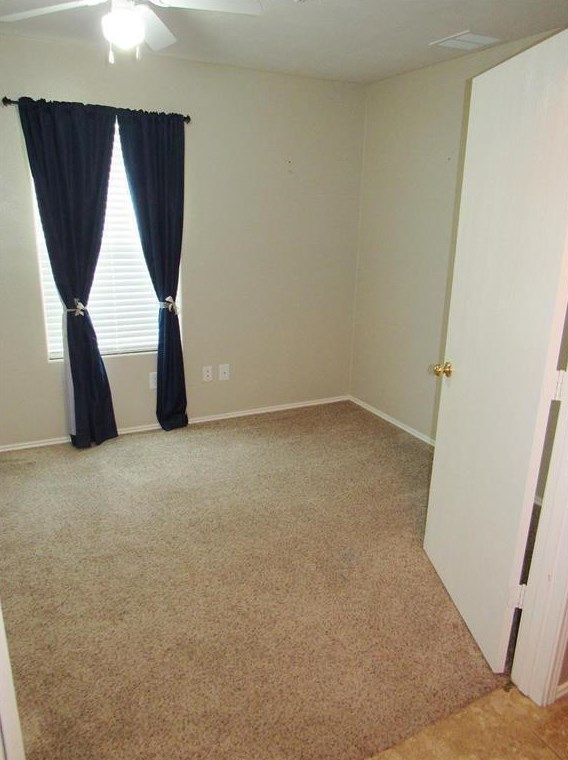 5215 Ginseng Dr, Baytown TX  77521-8252 exterior