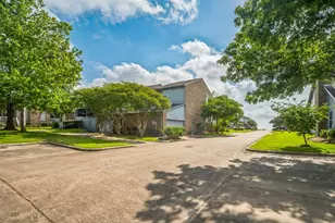 2601 S Broadway St, La Porte, TX 77571 - Photo 23