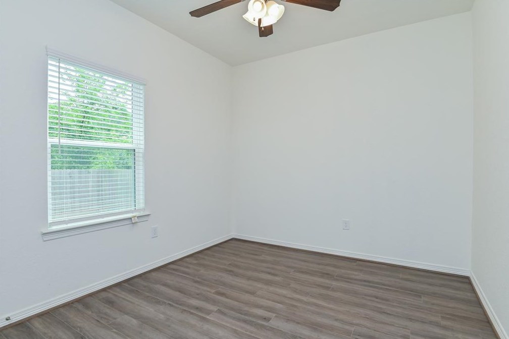 7904 Cora St, Houston TX  77088-5828 exterior