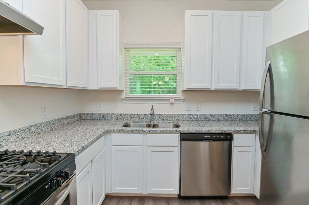 7904 Cora St, Houston TX  77088-5828 exterior