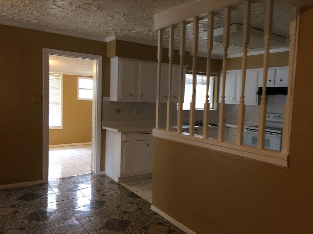 7346 Stone Pine Ln, Houston TX  77041-1725 exterior